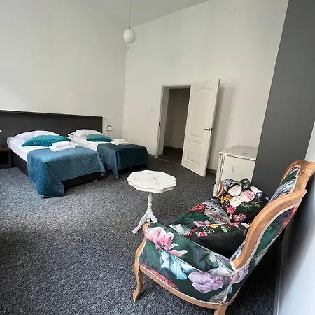 Good Time Aparthotel