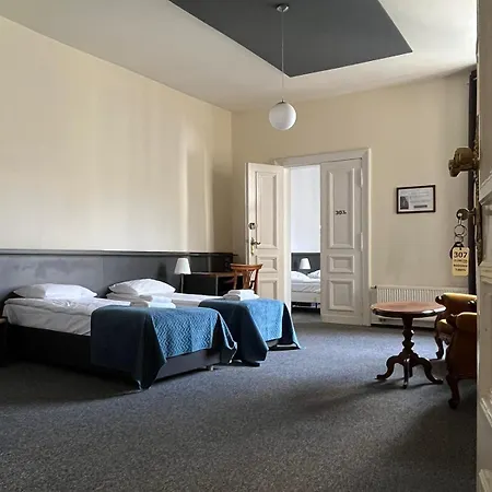 Aparthotel Good Time Lodž