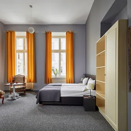 Ξενοδοχείο με διαμερίσματα Good Time