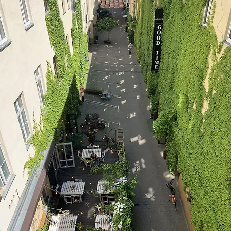 Ξενοδοχείο με διαμερίσματα Good Time Λοτζ