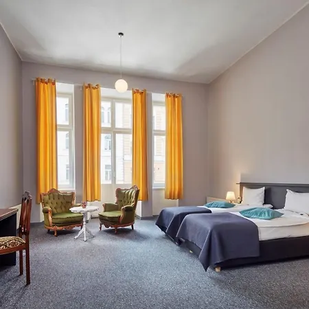 Aparthotel Good Time Lodž